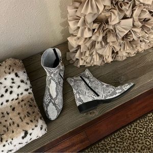 Topshop Klaus Python Snake Print Block Heel Ankle Booties Sz EU 38